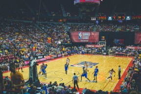 九游体育-乔治火力全开快船继续刷新纪录，乔治 快船