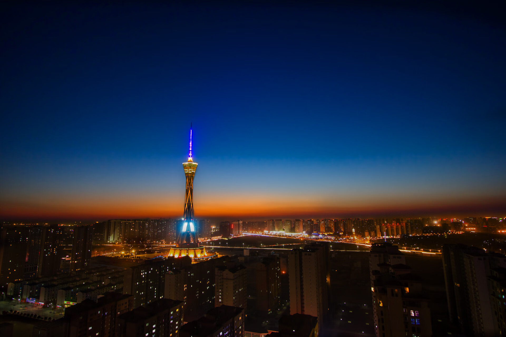 2025年中国篮球场馆建设持续发力，中国蓝球场标准图