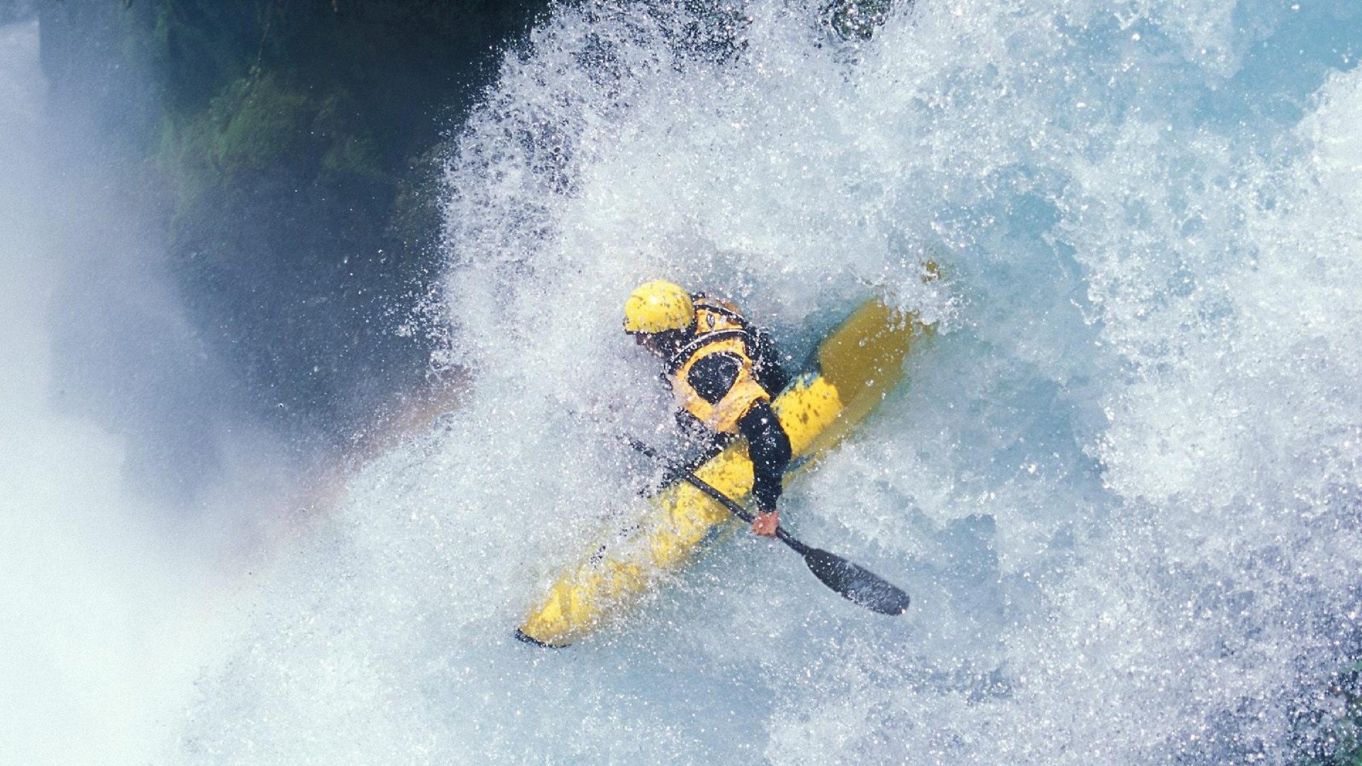德甲激情反击：速度、力量与智慧的较量！，德甲经典比赛