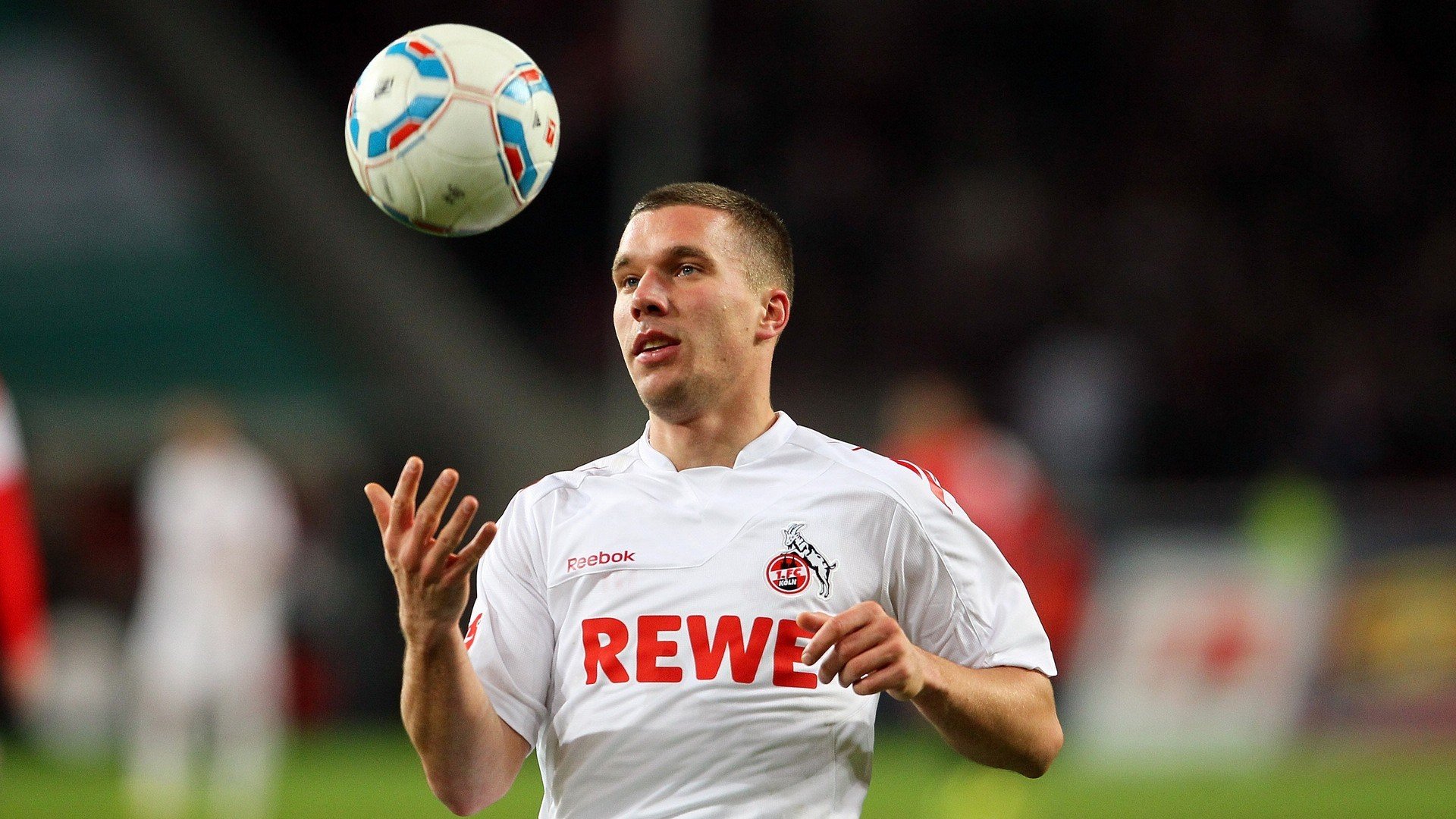 英超逼近巅峰：精彩演绎冠军之路，英超 冠军